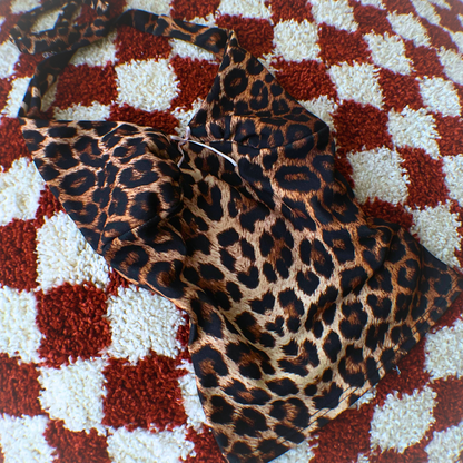 New to sewing? This beginner-friendly pattern is designed to help you actually finish your first top - without overwhelm💗